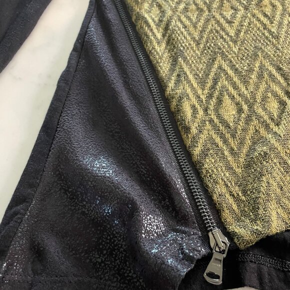 Patrizia Luca Sleek Knit Long Sleeve Top Zipper flare sides - NWT - Picture 13 of 14